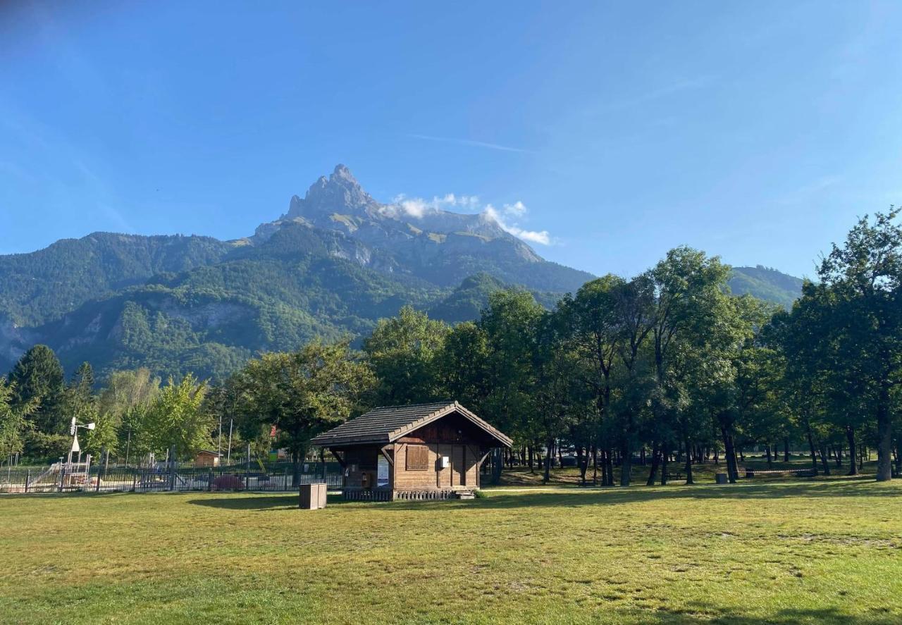 Mobil-Home Agreable Au Pieds Du Lac De Passy Passy  Exterior photo